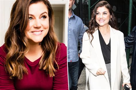 Tiffani Thiessen celebrates 50th birthday by posing in nothing but。